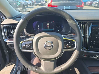 2024 Volvo S60 B5 Plus Dark – miniatura 10