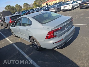 2024 Volvo S60 B5 Plus Dark – miniatura 6