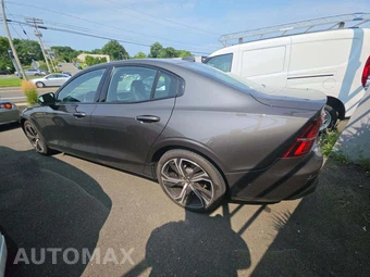2024 Volvo S60 B5 Plus Dark - miniatura 2