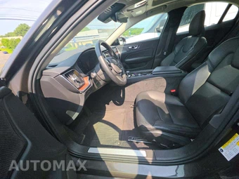 2024 Volvo S60 B5 Plus Dark - miniatura 6