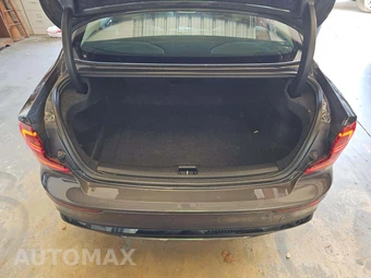 2024 Volvo S60 B5 Plus Dark – miniatura 14