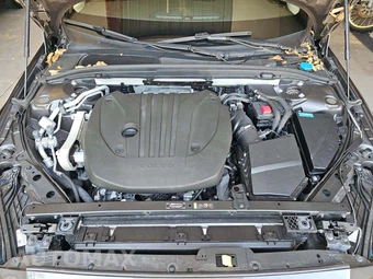 2024 Volvo S60 B5 Plus Dark – miniatura 22
