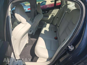 2024 Volvo S60 B5 Plus Dark – miniatura 13