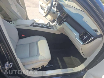 2024 Volvo S60 B5 Plus Dark – miniatura 18