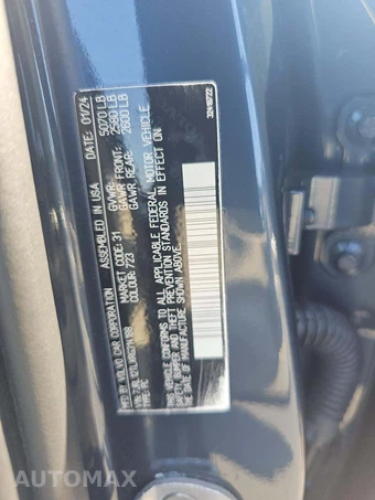 2024 Volvo S60 B5 Plus Dark – miniatura 5