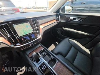 2024 Volvo S60 B5 Ultimate Dark - miniatura 11