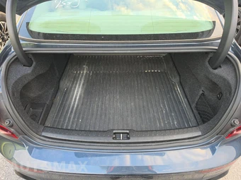 2024 Volvo S60 B5 Ultimate Dark - miniatura 16