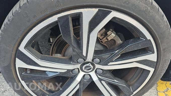 2024 Volvo S60 B5 Ultimate Dark - miniatura 25