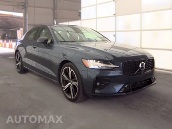2024 Volvo S60 B5 Ultimate Dark - miniatura 3