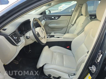2024 Volvo S60 B5 Ultimate Dark - miniatura 7