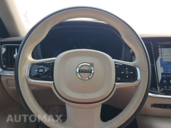 2024 Volvo S60 Recharge Plug-In Hybrid T8 Plus Dark Theme - miniatura 10