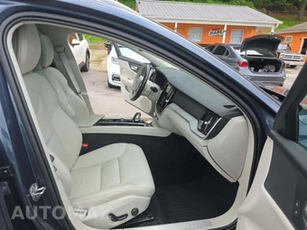2024 Volvo V60 Cross Country B5 Plus – miniatura 15