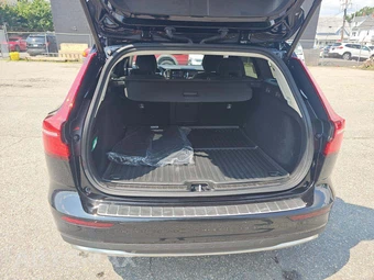 2024 Volvo V60 Cross Country B5 Plus – miniatura 11
