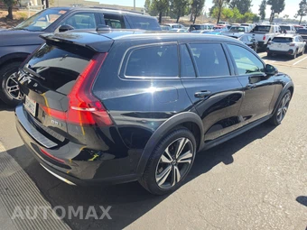 2024 Volvo V60 Cross Country B5 Plus – miniatura 4