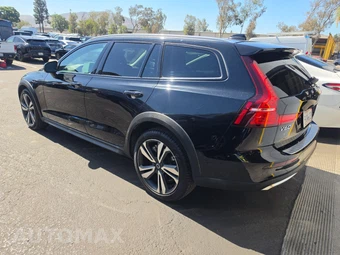 2024 Volvo V60 Cross Country B5 Plus – miniatura 6