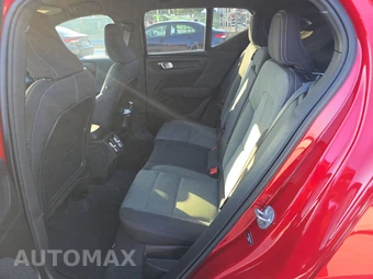 2024 Volvo XC40 B5 Core Bright Theme – miniatura 13