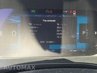 2024 Volvo XC40 B5 Core Bright Theme – miniatura 12