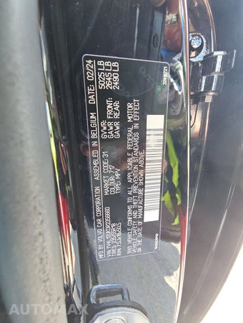 2024 Volvo XC40 B5 Core Bright Theme – miniatura 14