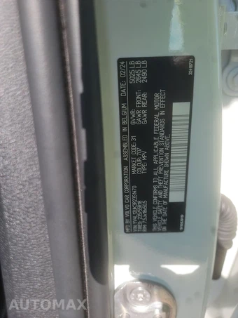 2024 Volvo XC40 B5 Core Bright Theme – miniatura 14
