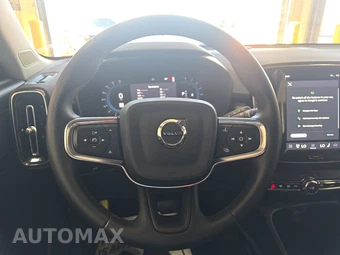 2024 Volvo XC40 B5 Core Bright Theme – miniatura 10