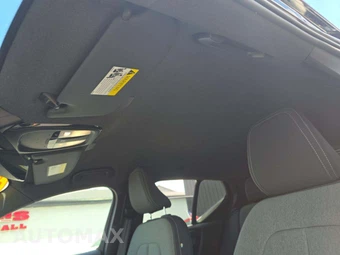 2024 Volvo XC40 B5 Core Bright Theme – miniatura 8