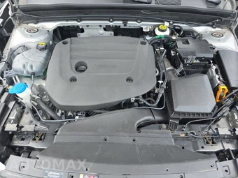 2024 Volvo XC40 B5 Core Bright Theme – miniatura 15