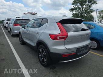 2024 Volvo XC40 B5 Core Bright Theme – miniatura 6