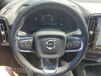 2024 Volvo XC40 B5 Core Bright Theme – miniatura 16