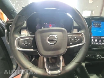 2024 Volvo XC40 B5 Core Bright Theme - miniatura 10