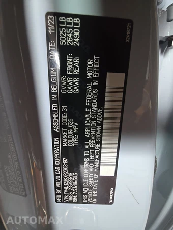2024 Volvo XC40 B5 Core Bright Theme - miniatura 14