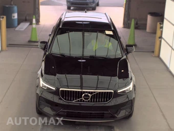 2024 Volvo XC40 B5 Core Bright Theme - miniatura 2