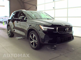 2024 Volvo XC40 B5 Core Bright Theme - miniatura 3