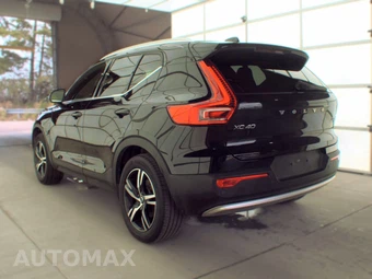 2024 Volvo XC40 B5 Core Bright Theme - miniatura 6