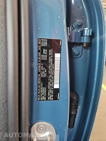 2024 Volvo XC40 B5 Core Dark Theme - miniatura 14