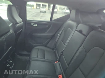 2024 Volvo XC40 B5 Plus Bright Theme - miniatura 13