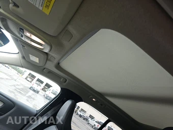 2024 Volvo XC40 B5 Plus Bright Theme - miniatura 17