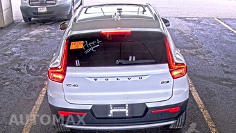 2024 Volvo XC40 B5 Plus Bright Theme - miniatura 5