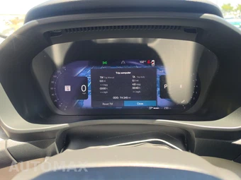 2024 Volvo XC40 B5 Plus Bright Theme – miniatura 12