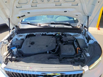 2024 Volvo XC40 B5 Plus Bright Theme – miniatura 15