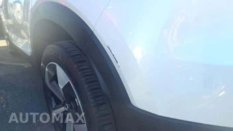 2024 Volvo XC40 B5 Plus Bright Theme – miniatura 24