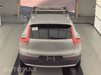 2024 Volvo XC40 B5 Plus Bright Theme – miniatura 5