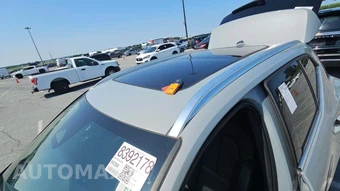 2024 Volvo XC40 B5 Plus Bright Theme – miniatura 18