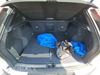 2024 Volvo XC40 B5 Plus Bright Theme – miniatura 16