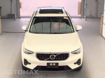 2024 Volvo XC40 B5 Plus Bright Theme – miniatura 2