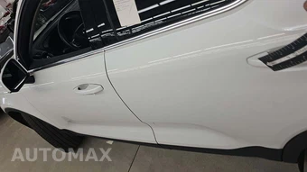 2024 Volvo XC40 B5 Plus Bright Theme – miniatura 24