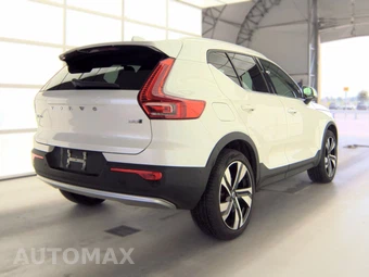 2024 Volvo XC40 B5 Plus Bright Theme – miniatura 4