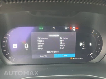 2024 Volvo XC40 B5 Plus Bright Theme – miniatura 12
