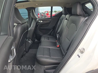 2024 Volvo XC40 B5 Plus Bright Theme – miniatura 13
