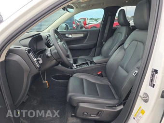 2024 Volvo XC40 B5 Plus Bright Theme – miniatura 7