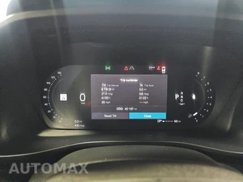 2024 Volvo XC40 B5 Plus Bright Theme – miniatura 12